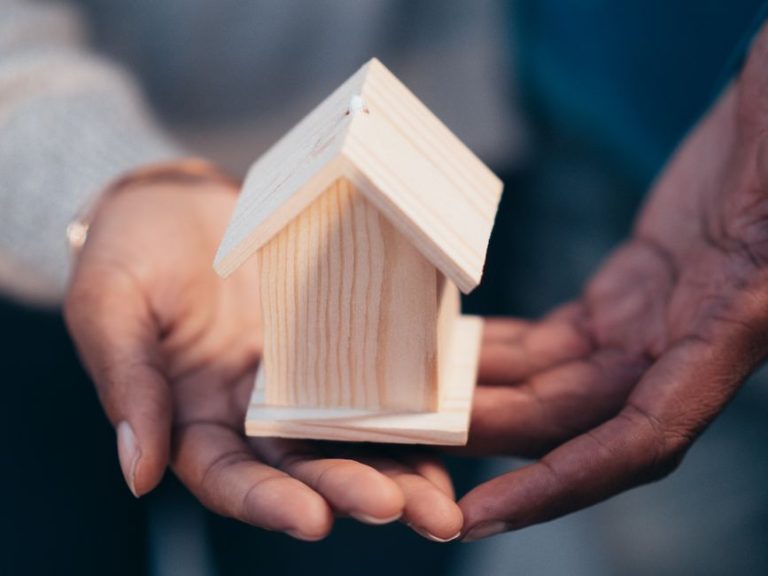 How Does Lenders Mortgage Insurance Work for First Home Buyers in Australia?
