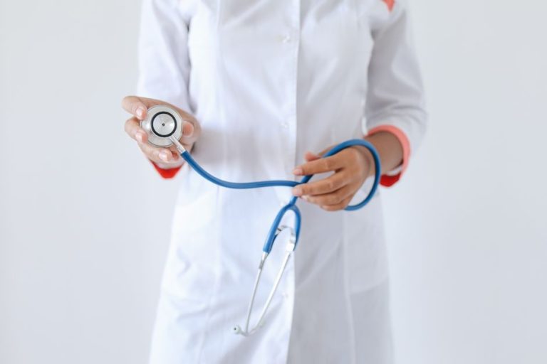 Private Health Insurance Rebate Australia: Your Complete Guide to Maximising Your Benefits